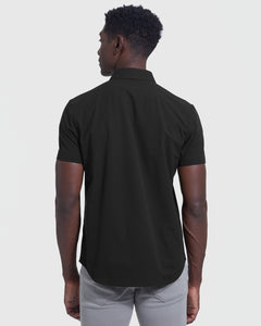 True ClassicMan wearing Black Commuter Short Sleeve Shirt, back view.
