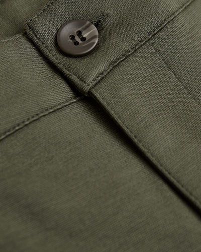 7" Comfort Knit Chino Shorts