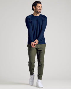 True ClassicMan wearing Navy Long Sleeve Active Mesh Crew adjusting sleeve.