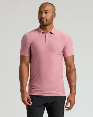 Man wearing Quartz Rose Active Polo 2.0, showcasing its fit and style.