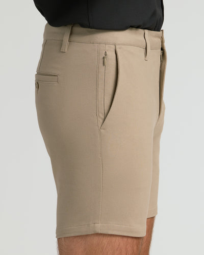 7" Classic Chino Shorts